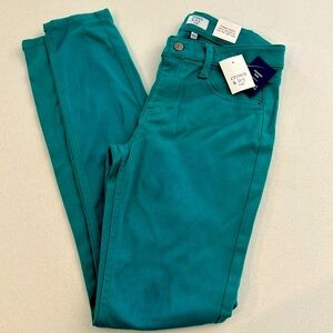 NWT Crown & Ivy Adjustable Waist Jegging Pants